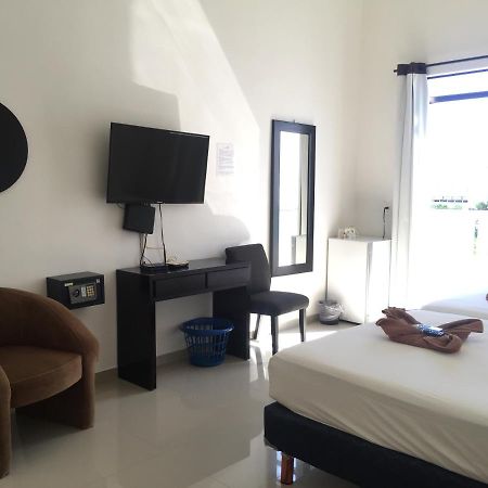 Coral Beach Condo Плая дел Кармен Екстериор снимка
