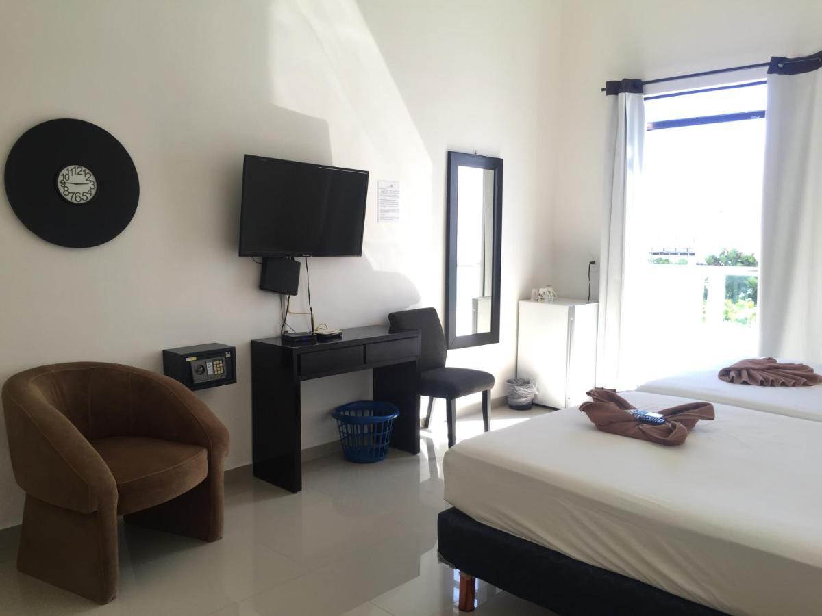 Coral Beach Condo Плая дел Кармен Екстериор снимка