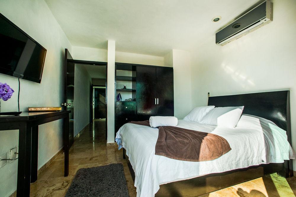 Coral Beach Condo Плая дел Кармен Екстериор снимка