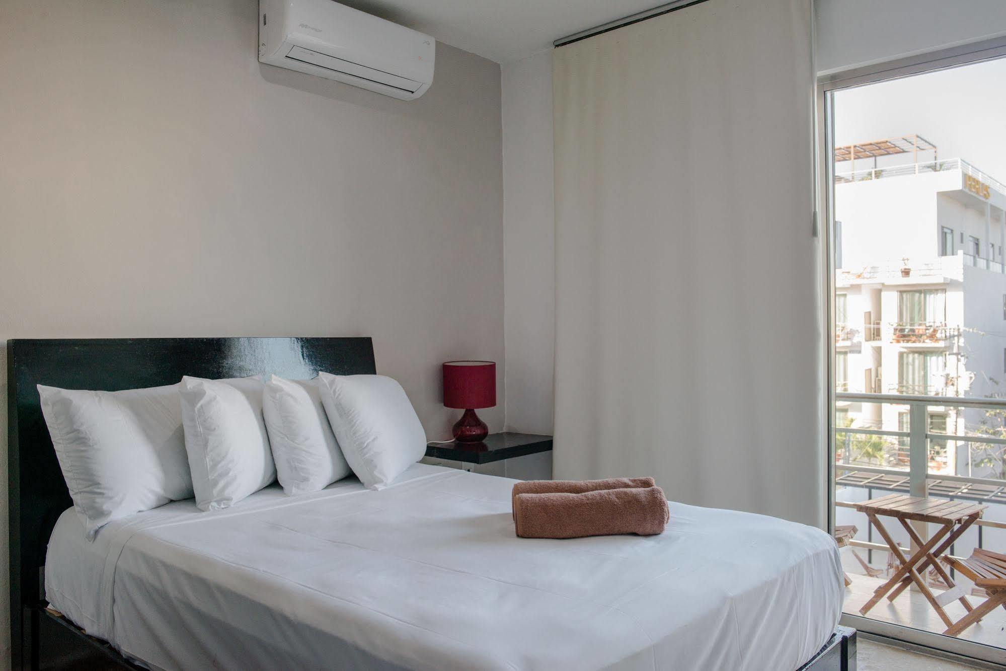 Coral Beach Condo Плая дел Кармен Екстериор снимка