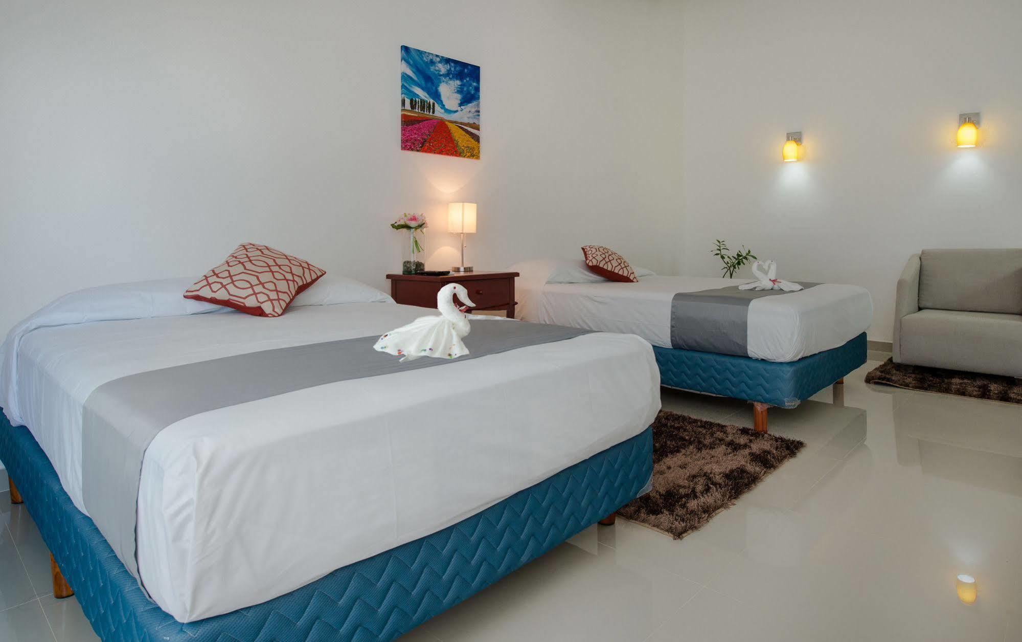 Coral Beach Condo Плая дел Кармен Екстериор снимка