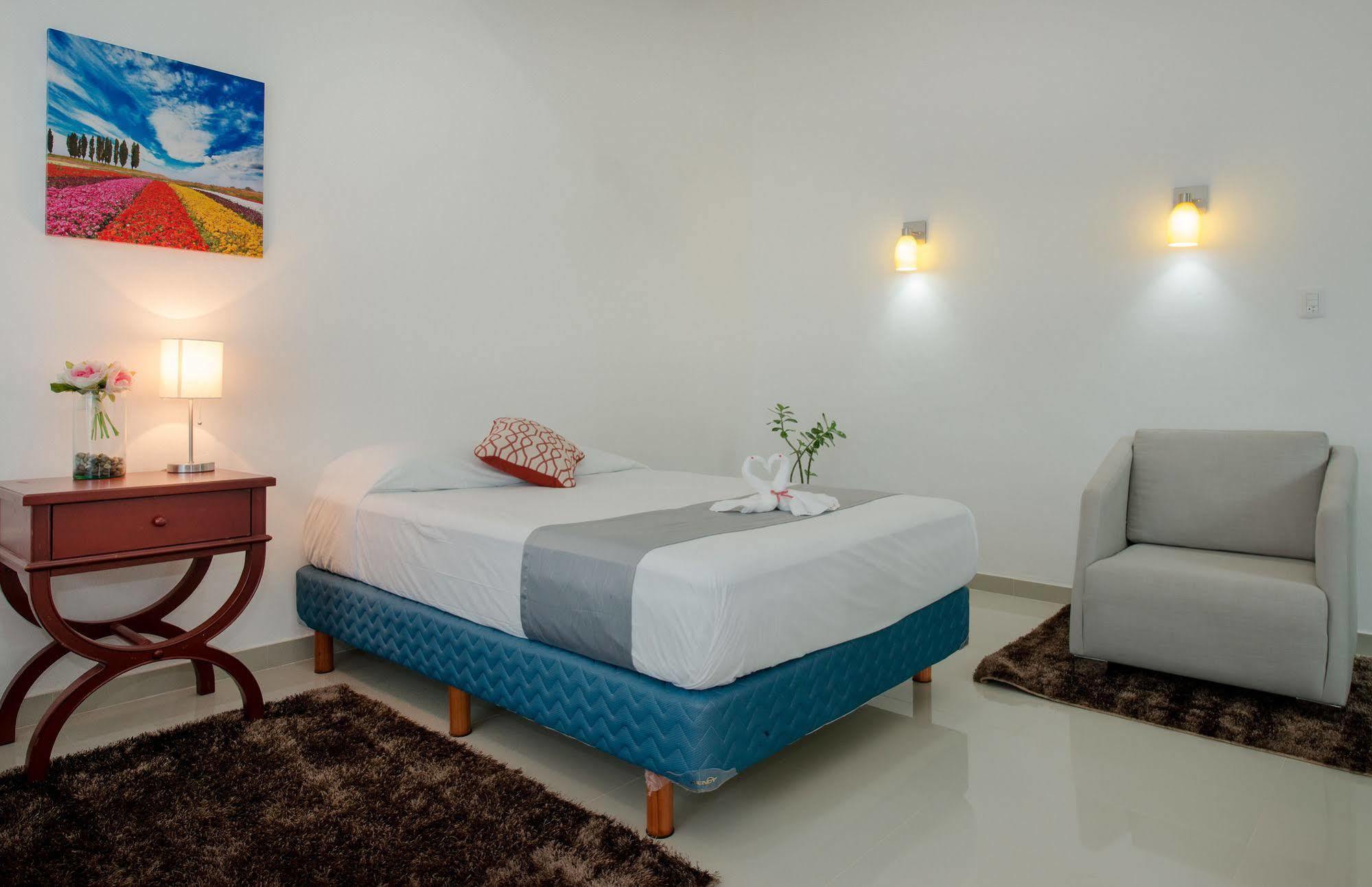 Coral Beach Condo Плая дел Кармен Екстериор снимка