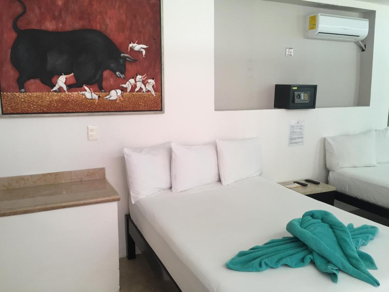 Coral Beach Condo Плая дел Кармен Екстериор снимка