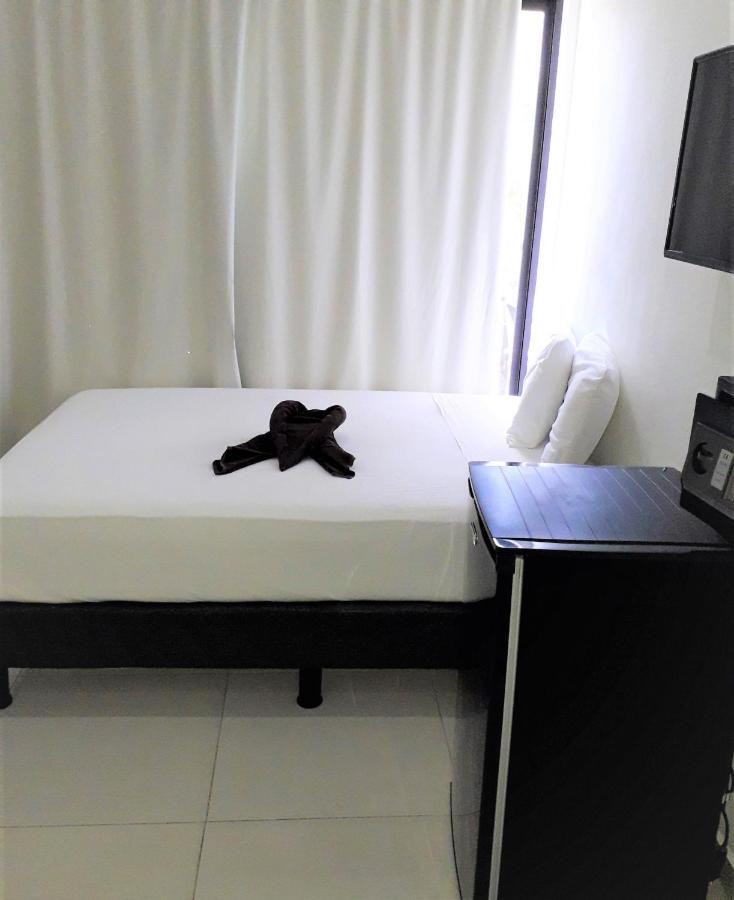 Coral Beach Condo Плая дел Кармен Екстериор снимка